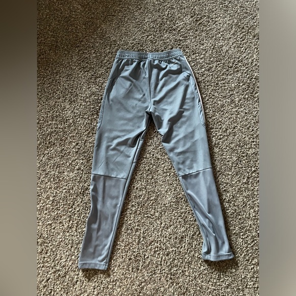 Men’s Adidas pants - Picture 2 of 4